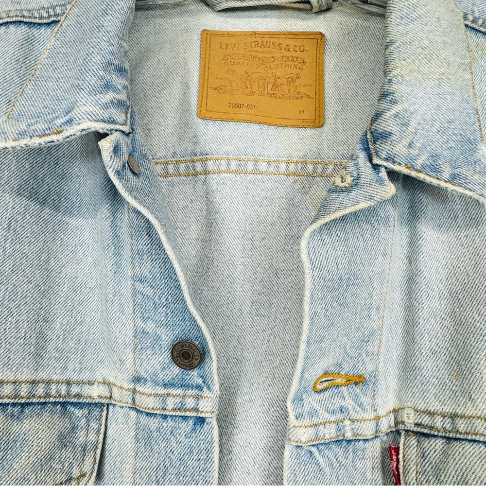 Vintage Distressed Levi’s Classic Denim 90s Trucker Jacket 70507 Sz M - Picture 7 of 17